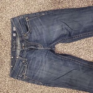 Miss Me, size 30, I am 5'3 and these are a bit long on me, boot cut